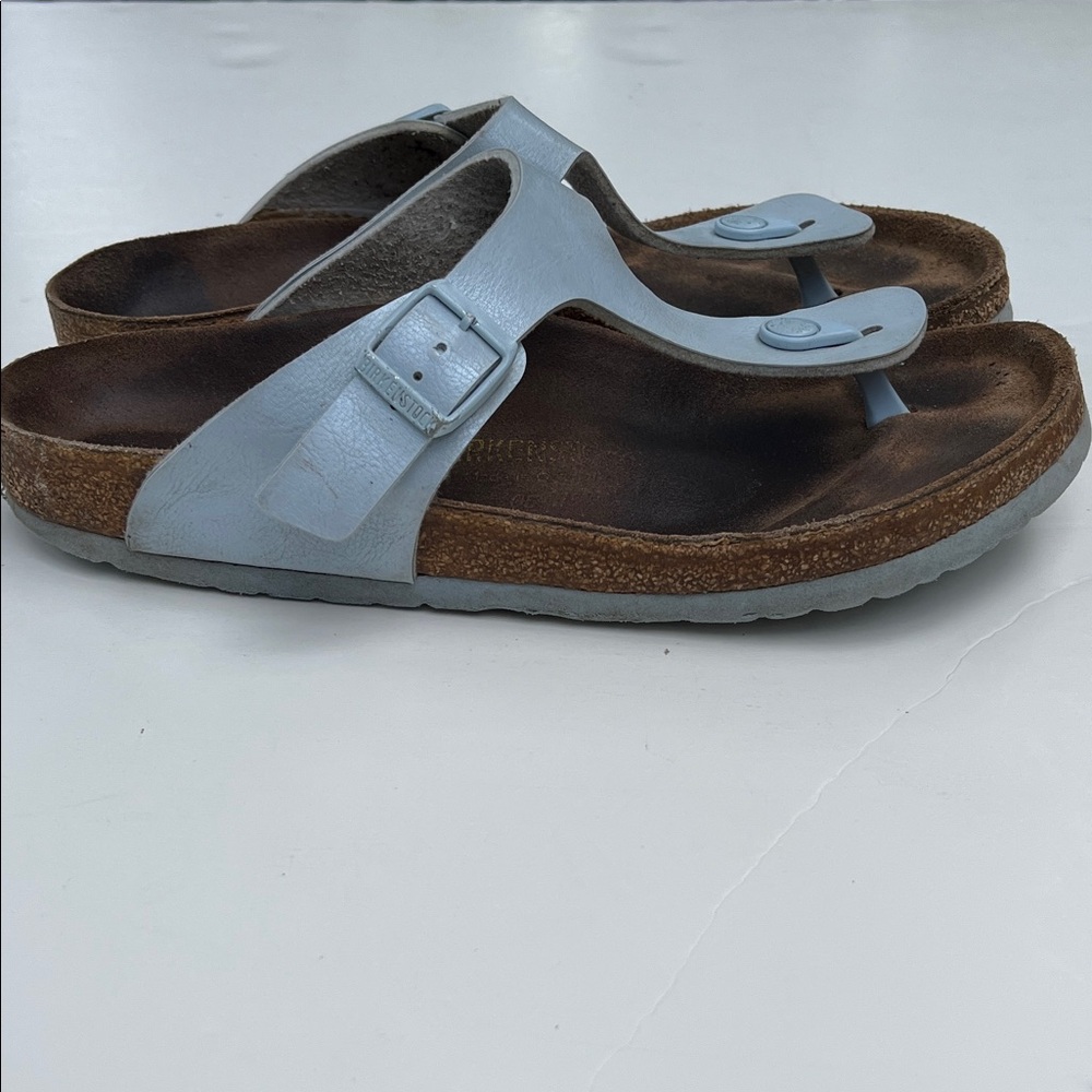 Birkenstock Women's Silver Gizeh Thong Sandals - Picture 3 of 9